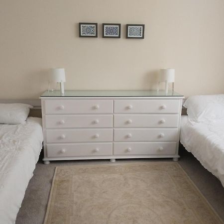 Spacious 2-Bed Apartment In Ruthin Exteriér fotografie
